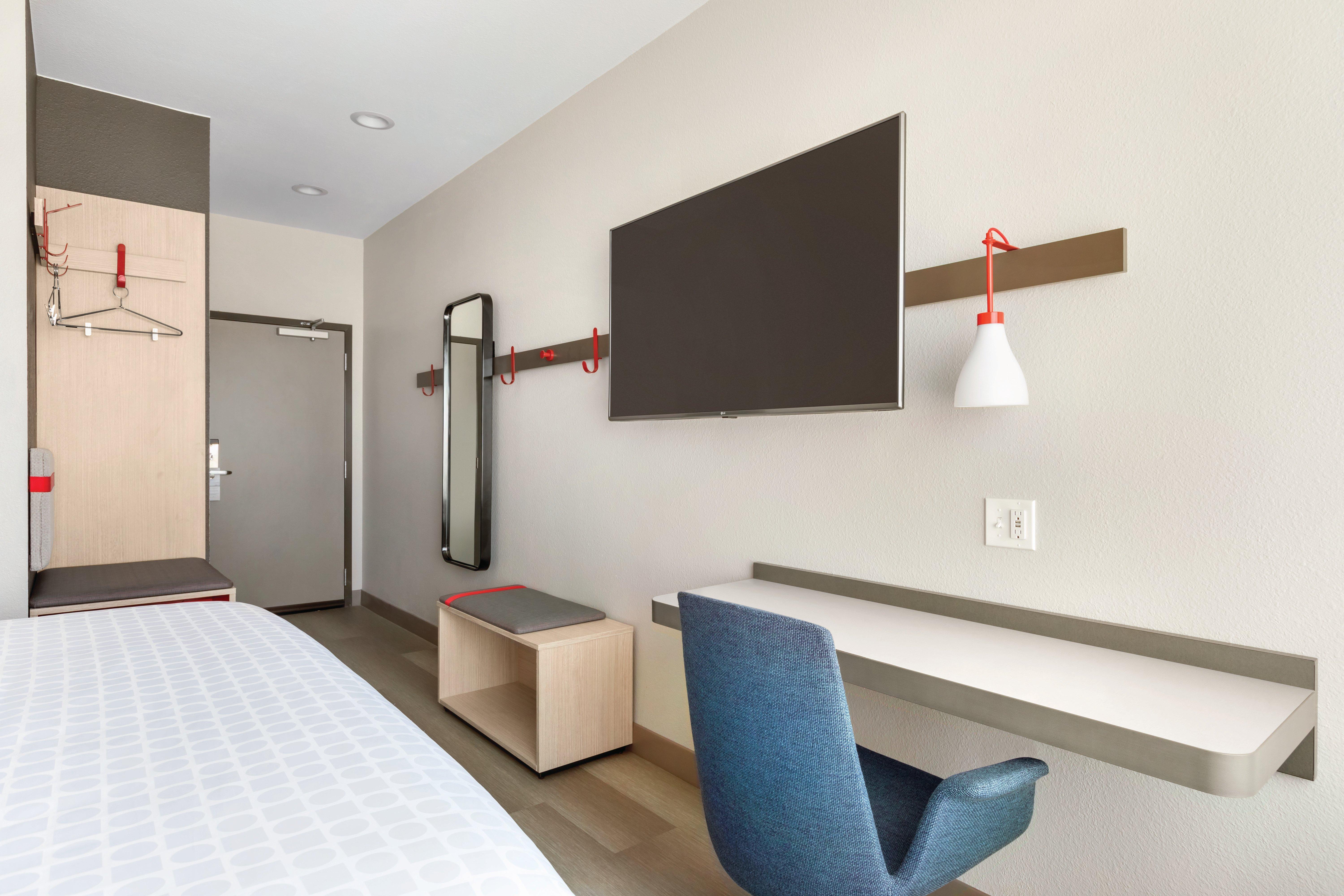 Avid Hotels - Boston Logan Airport - Revere By Ihg Экстерьер фото
