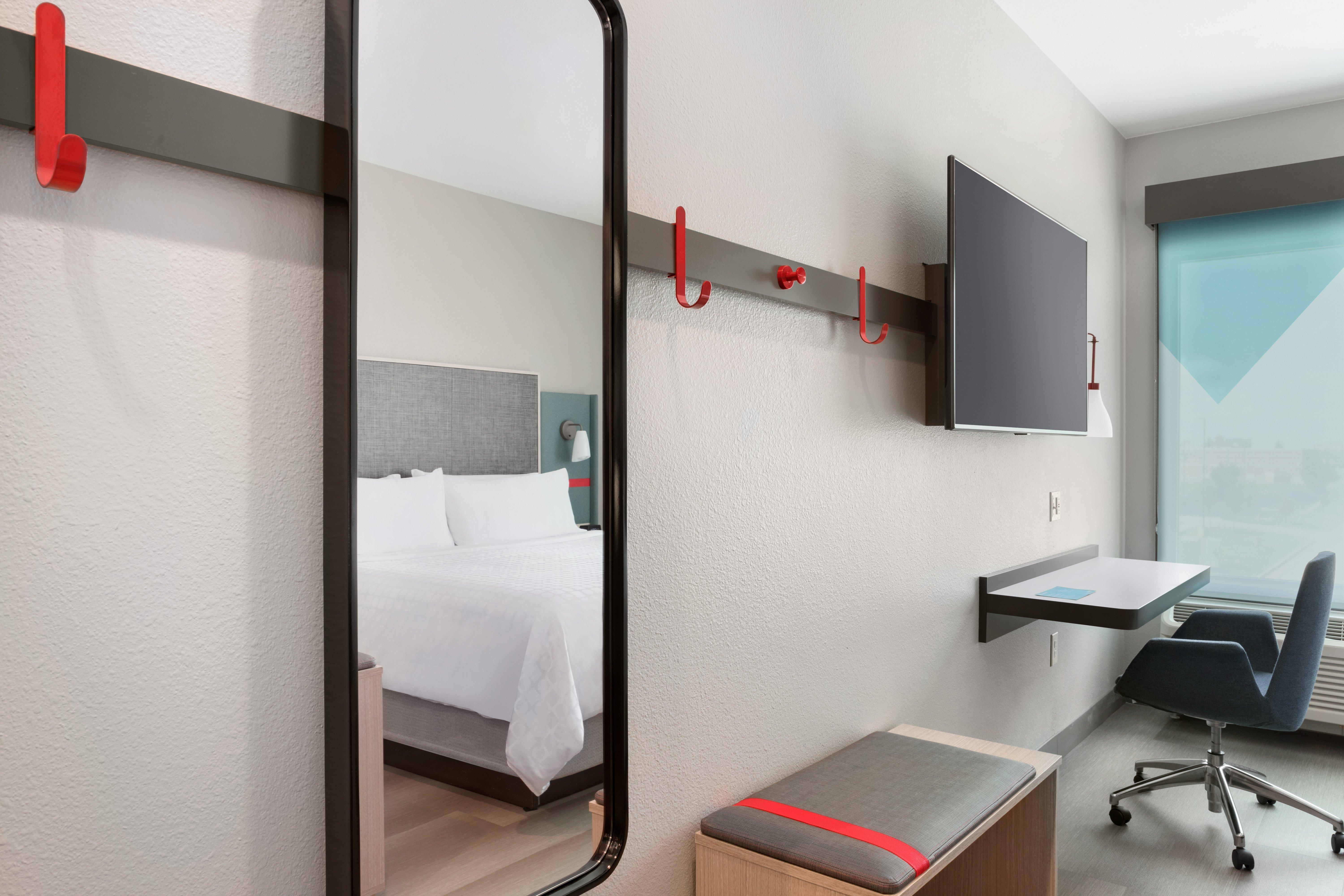 Avid Hotels - Boston Logan Airport - Revere By Ihg Экстерьер фото