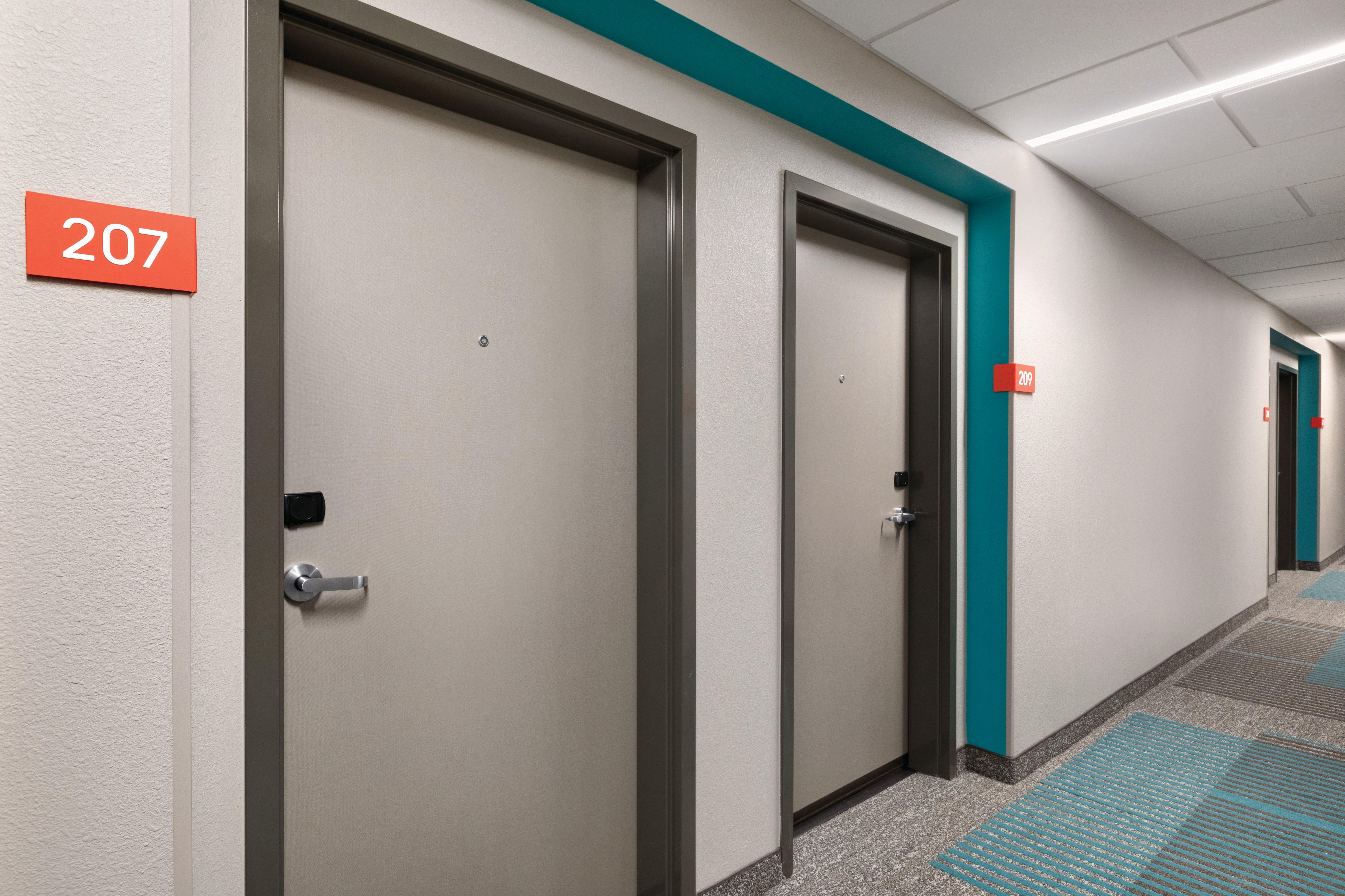 Avid Hotels - Boston Logan Airport - Revere By Ihg Экстерьер фото