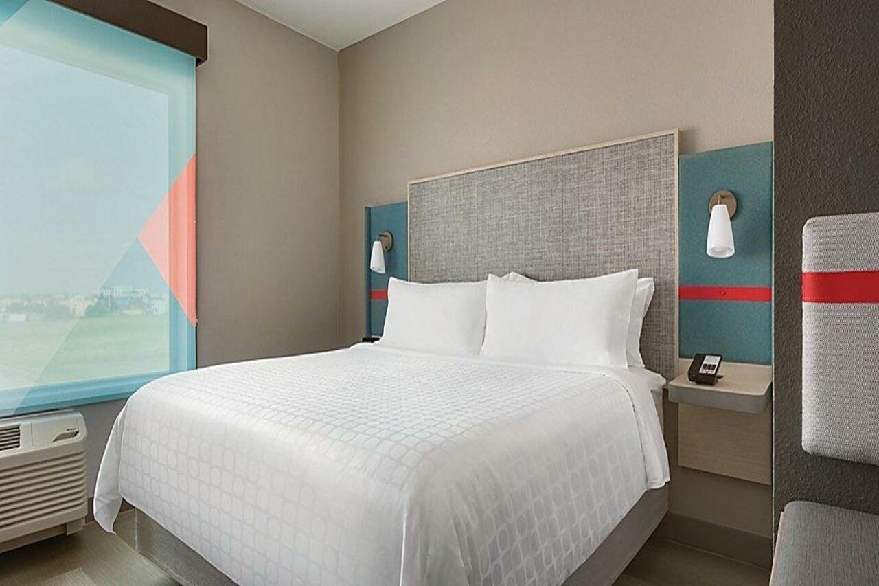 Avid Hotels - Boston Logan Airport - Revere By Ihg Экстерьер фото